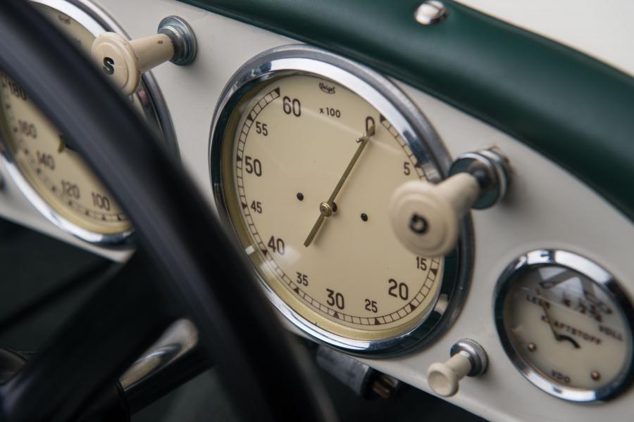 Панель приборов Frazer Nash-BMW 328 (854.27) 1939 года  (фото 25 из 30)